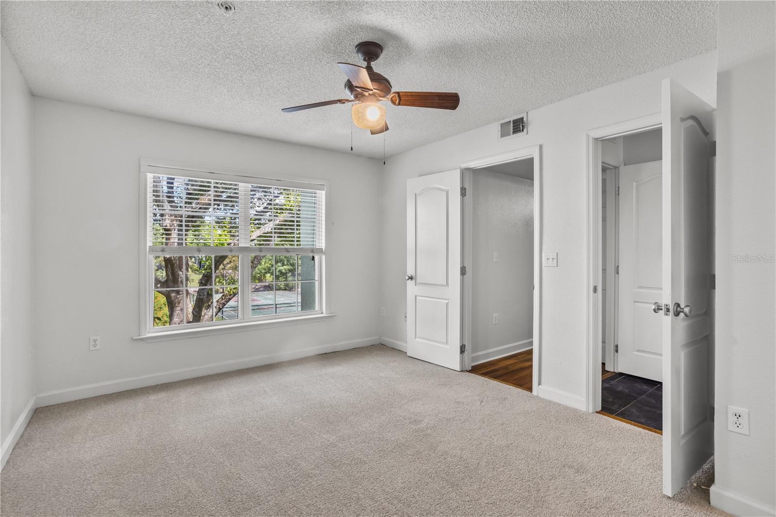 Image 21 of 40 For 2025 Dixie Belle Drive 2025f