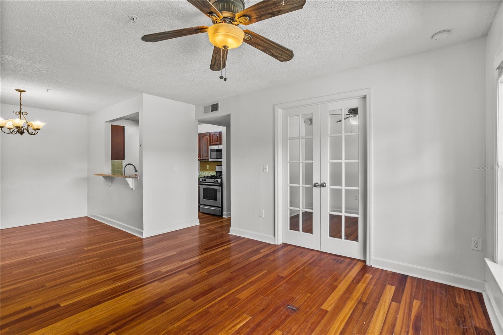 Image 3 of 40 For 2025 Dixie Belle Drive 2025f