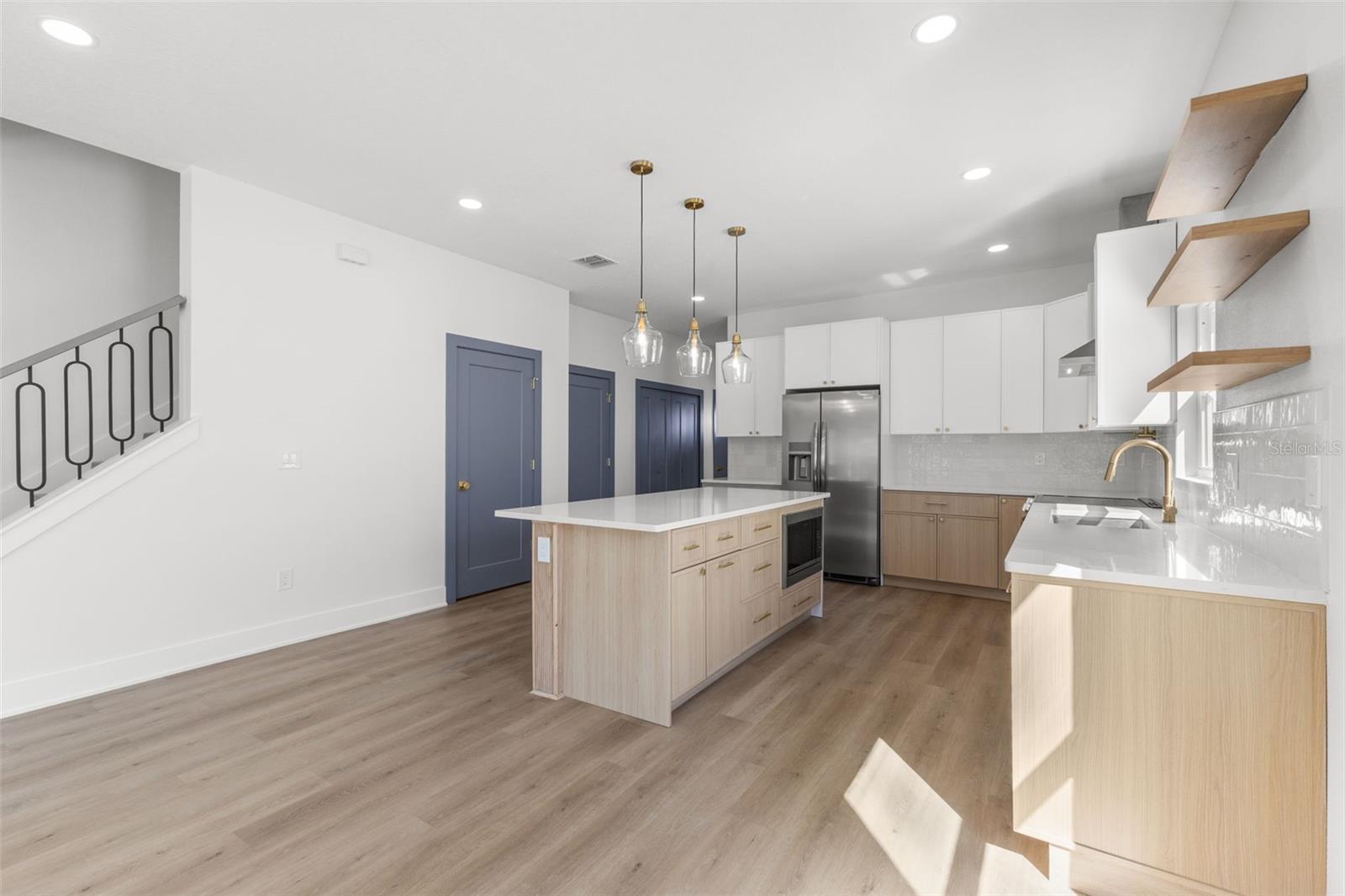 Image 8 of 36 For 2523 13th Avenue N