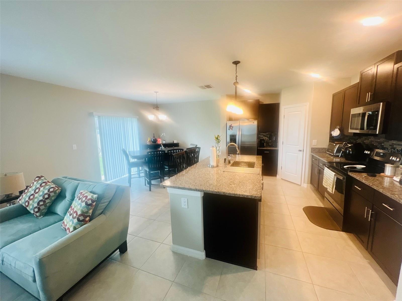 Image 7 of 16 For 2170 Shining Azul Way