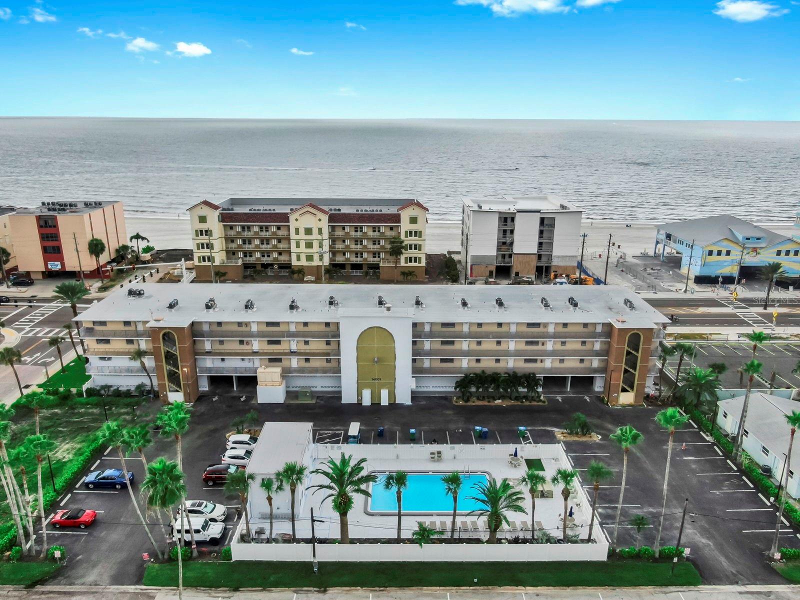 Image 2 of 50 For 14001 Gulf Boulevard 206
