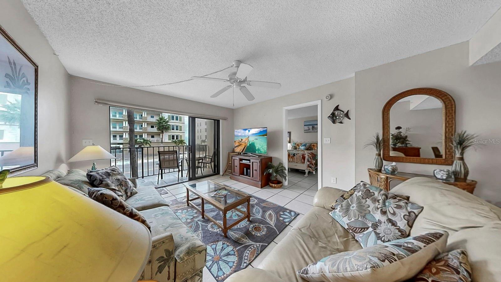 Image 20 of 50 For 14001 Gulf Boulevard 206