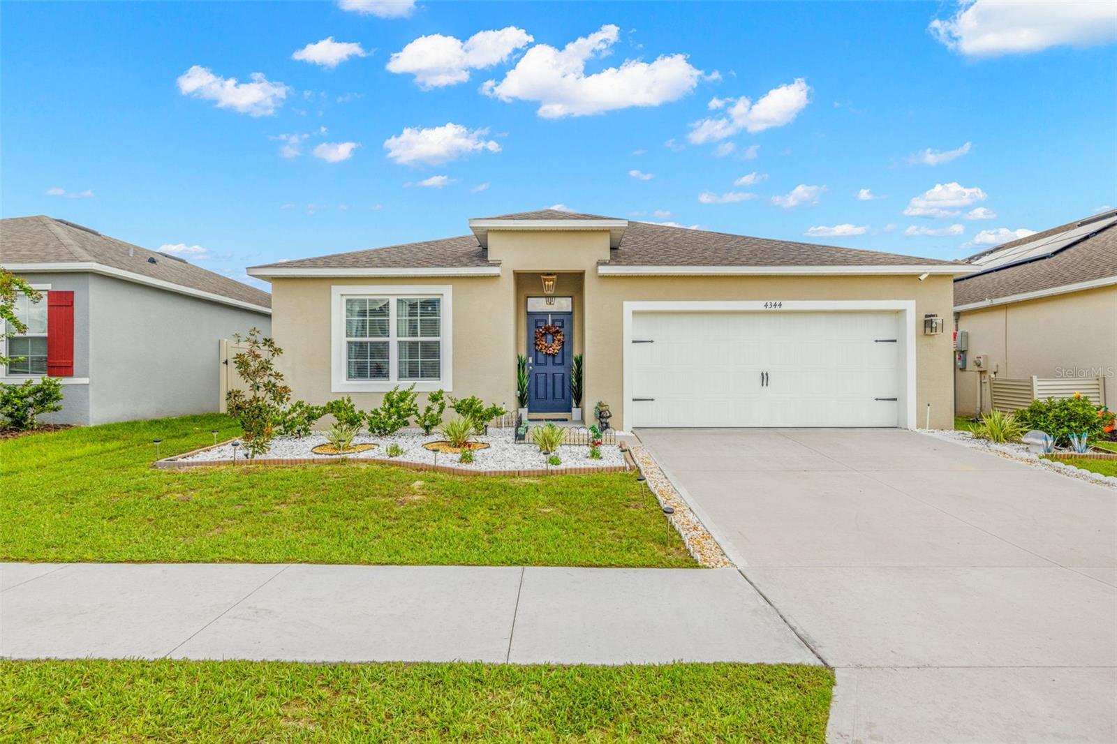 Image 2 of 33 For 4344 Deleon Street