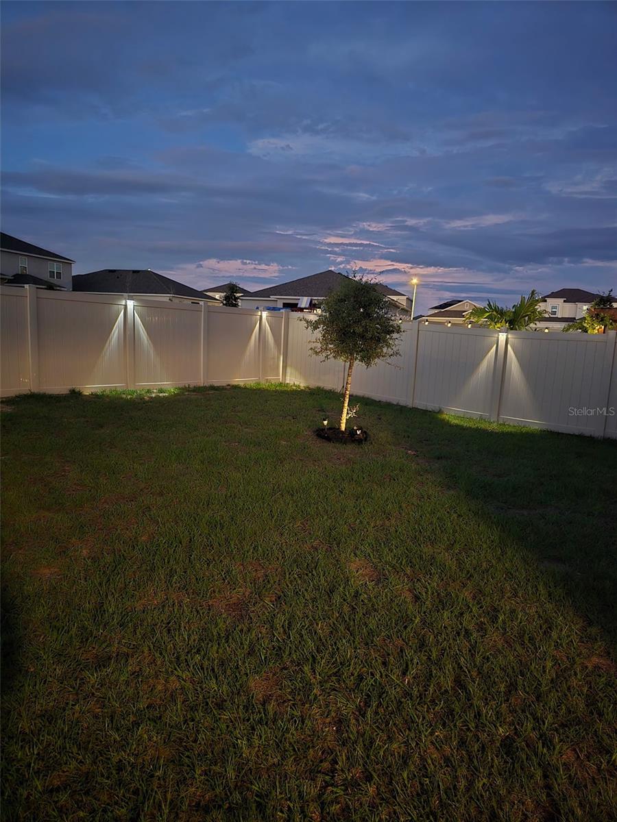 Image 31 of 33 For 4344 Deleon Street