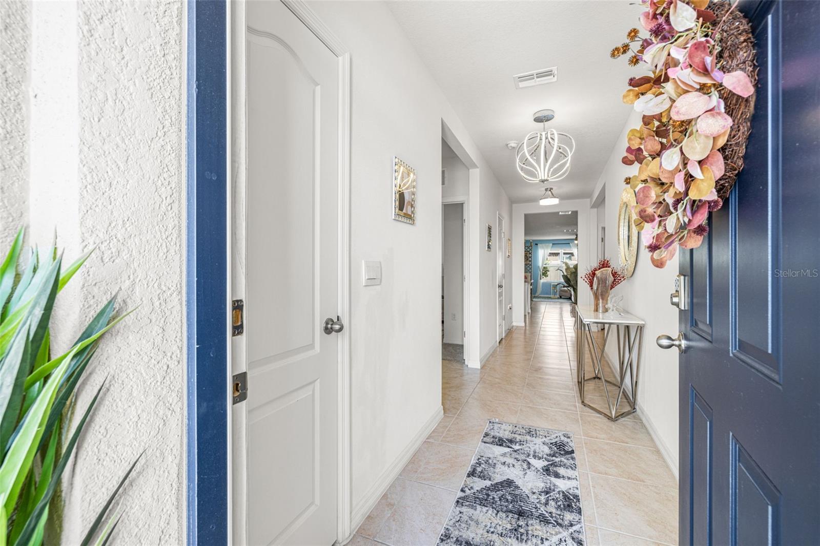 Image 5 of 33 For 4344 Deleon Street