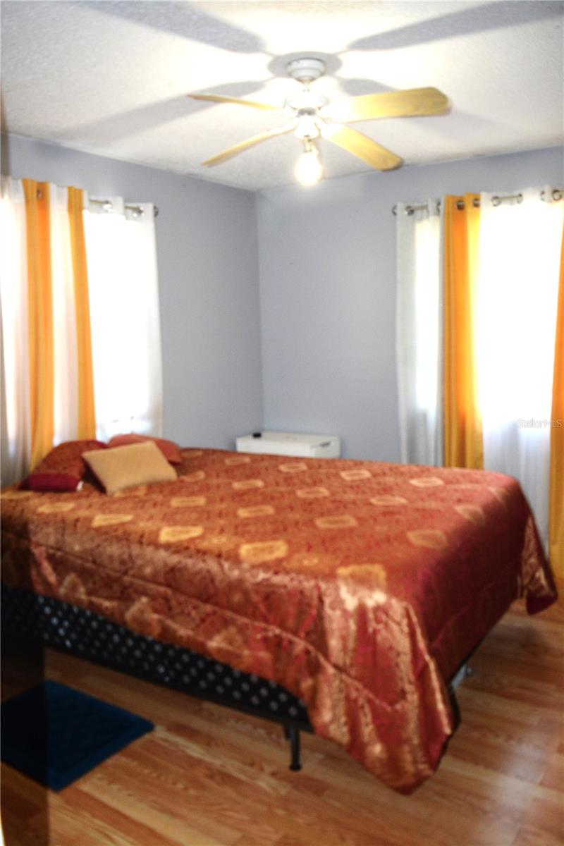 Image 11 of 23 For 4424 Rose Street