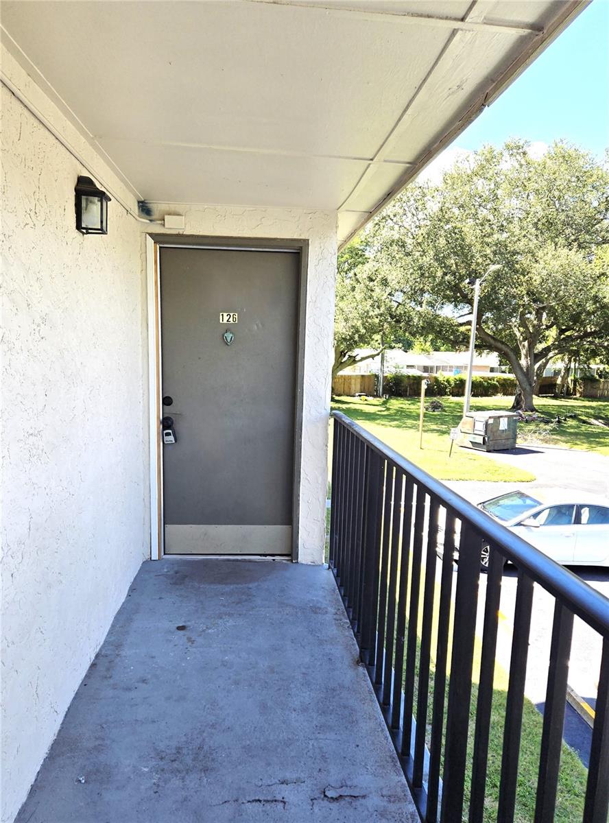 Image 20 of 21 For 2166 Bradford Street 126