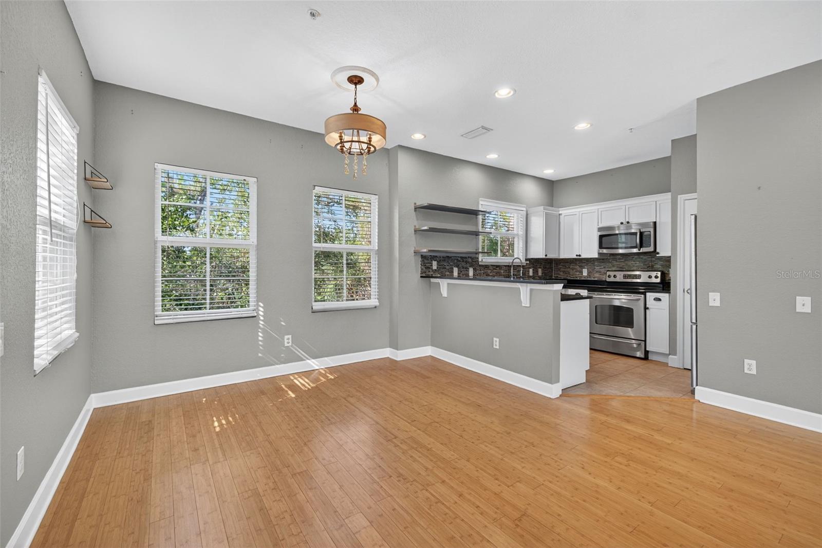 Image 17 of 36 For 821 100th Avenue N