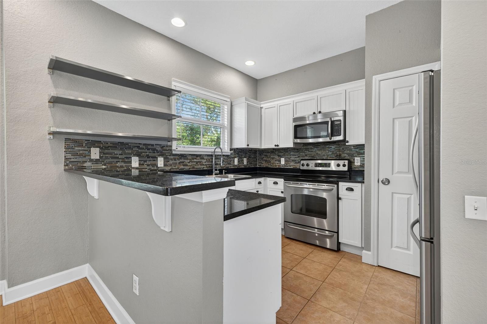 Image 19 of 36 For 821 100th Avenue N