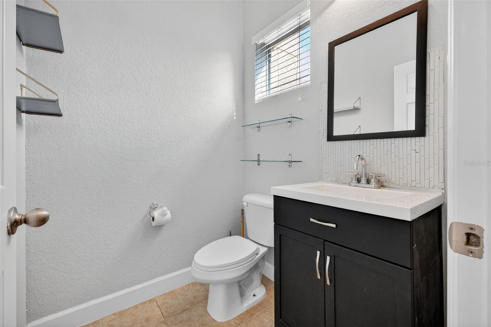 Image 22 of 36 For 821 100th Avenue N