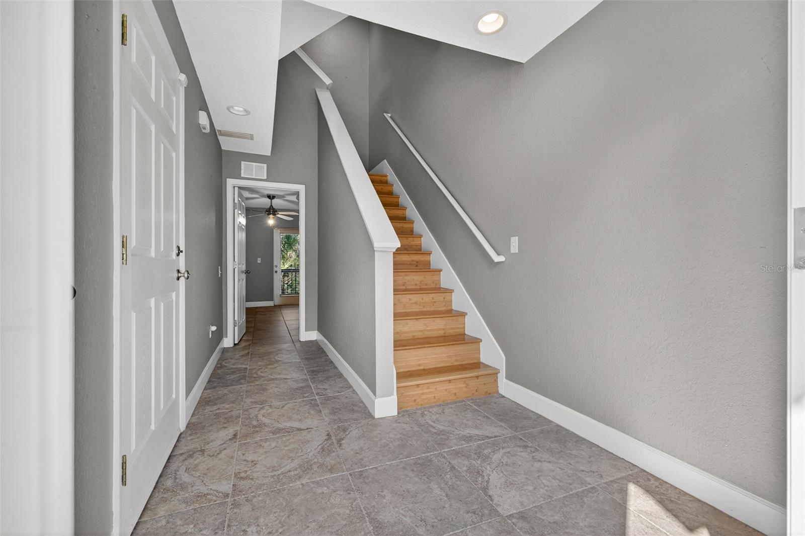 Image 6 of 36 For 821 100th Avenue N