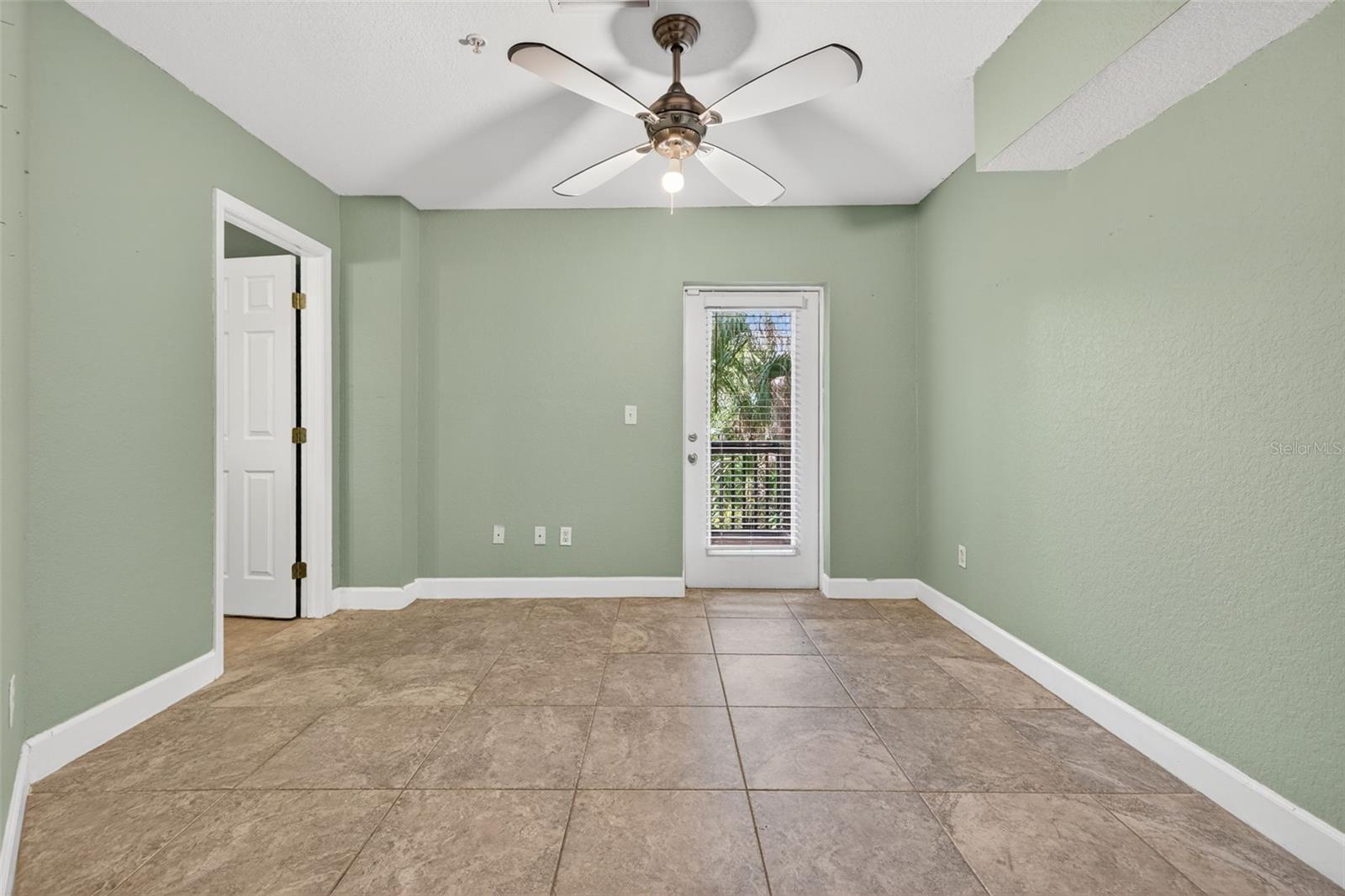 Image 7 of 36 For 821 100th Avenue N