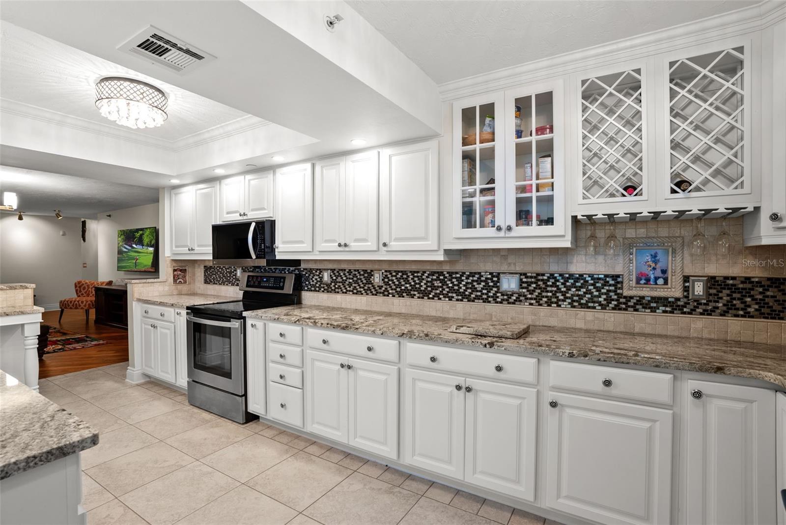Image 17 of 72 For 1600 Gulf Boulevard 1016
