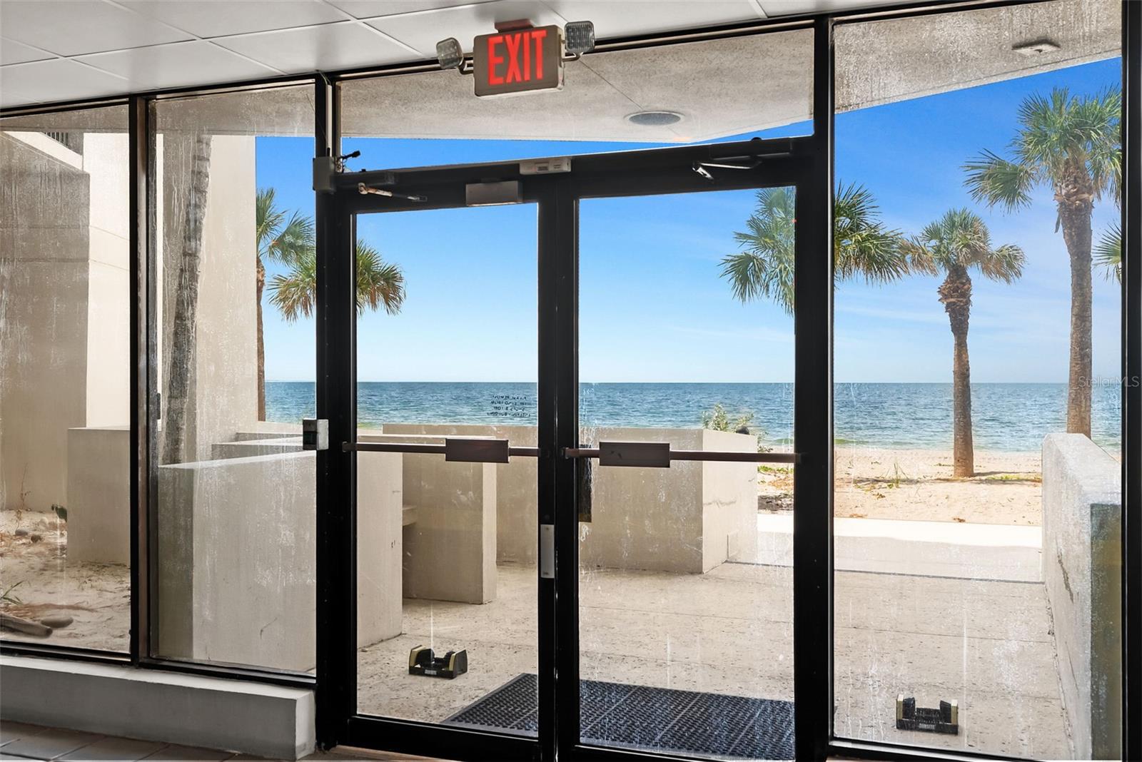 Image 60 of 72 For 1600 Gulf Boulevard 1016