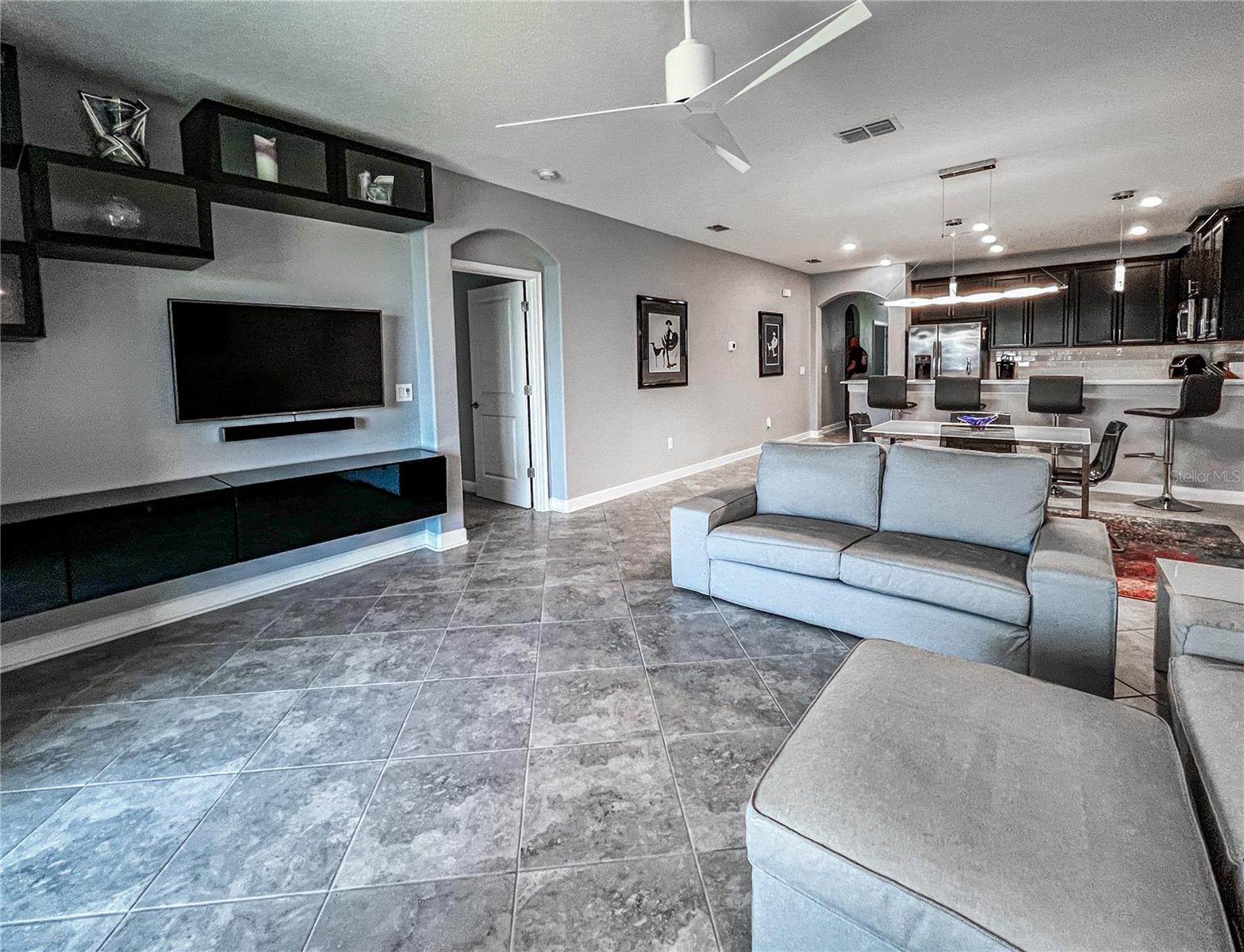 Image 25 of 43 For 8984 Azalea Sands Lane 8984