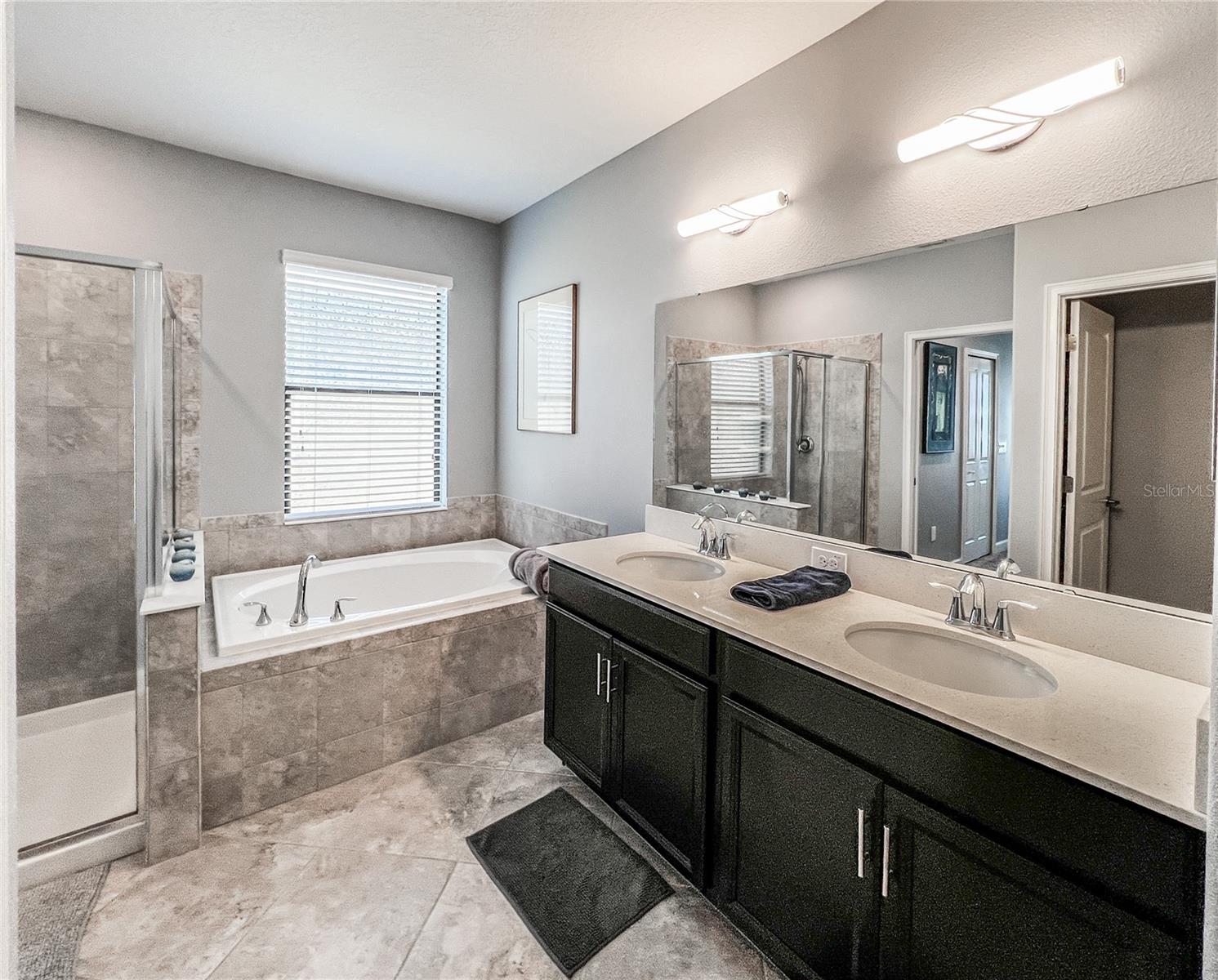 Image 31 of 43 For 8984 Azalea Sands Lane 8984