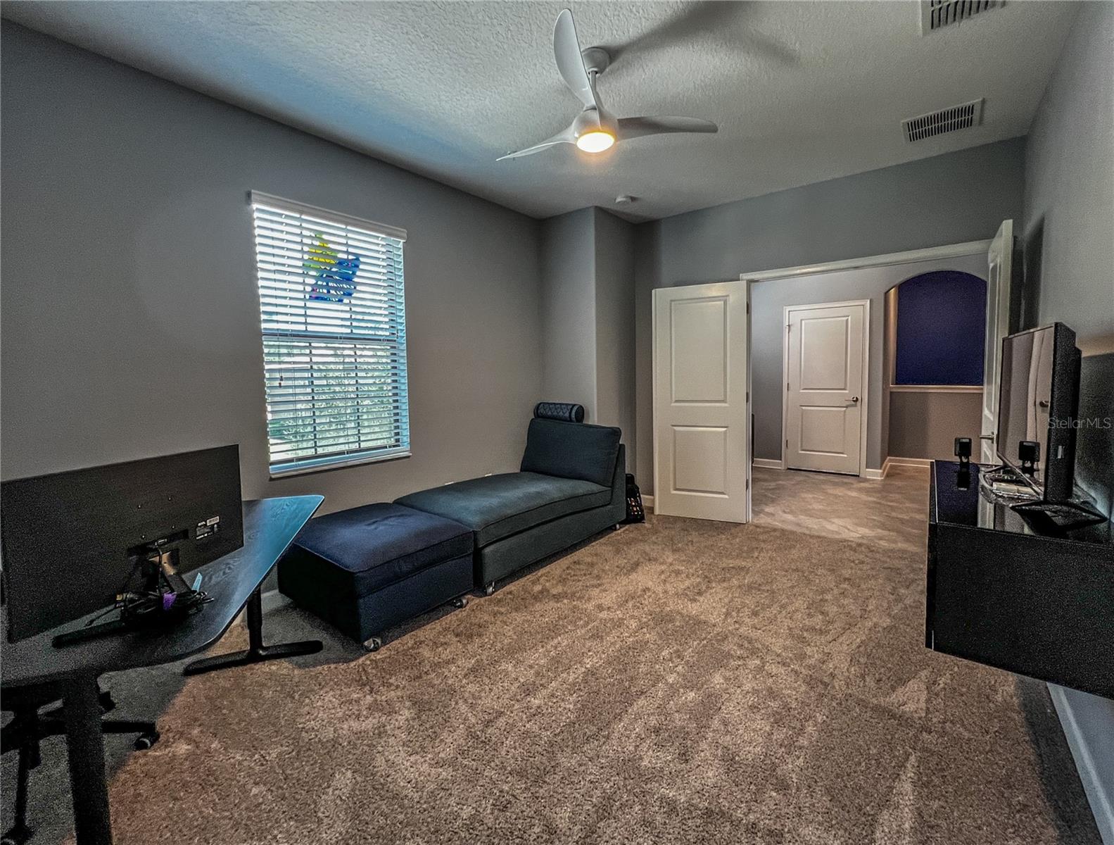 Image 6 of 43 For 8984 Azalea Sands Lane 8984