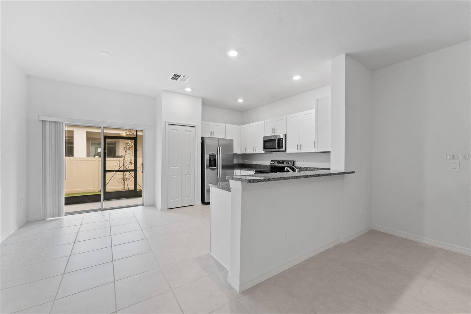 Image 6 of 37 For 10220 Honey Hammock Way