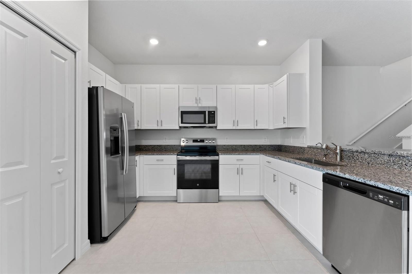 Image 7 of 37 For 10220 Honey Hammock Way
