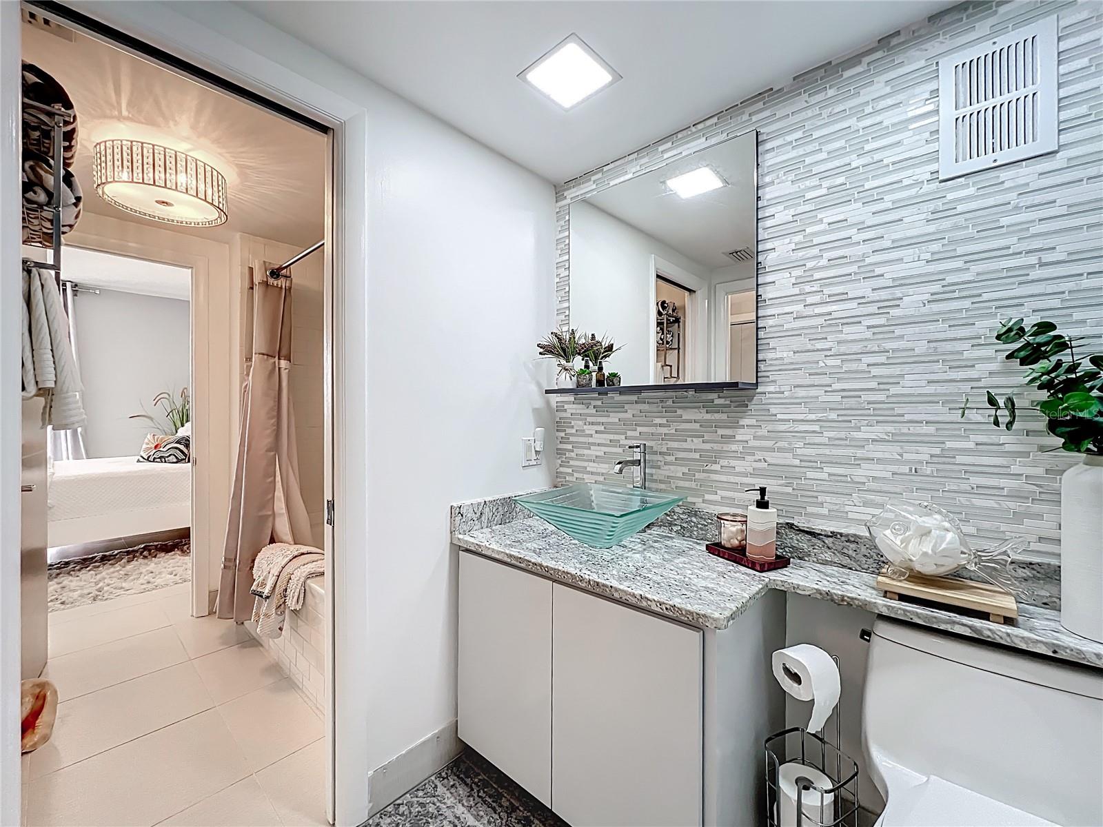 Image 15 of 43 For 3820 Gulf Boulevard 1001