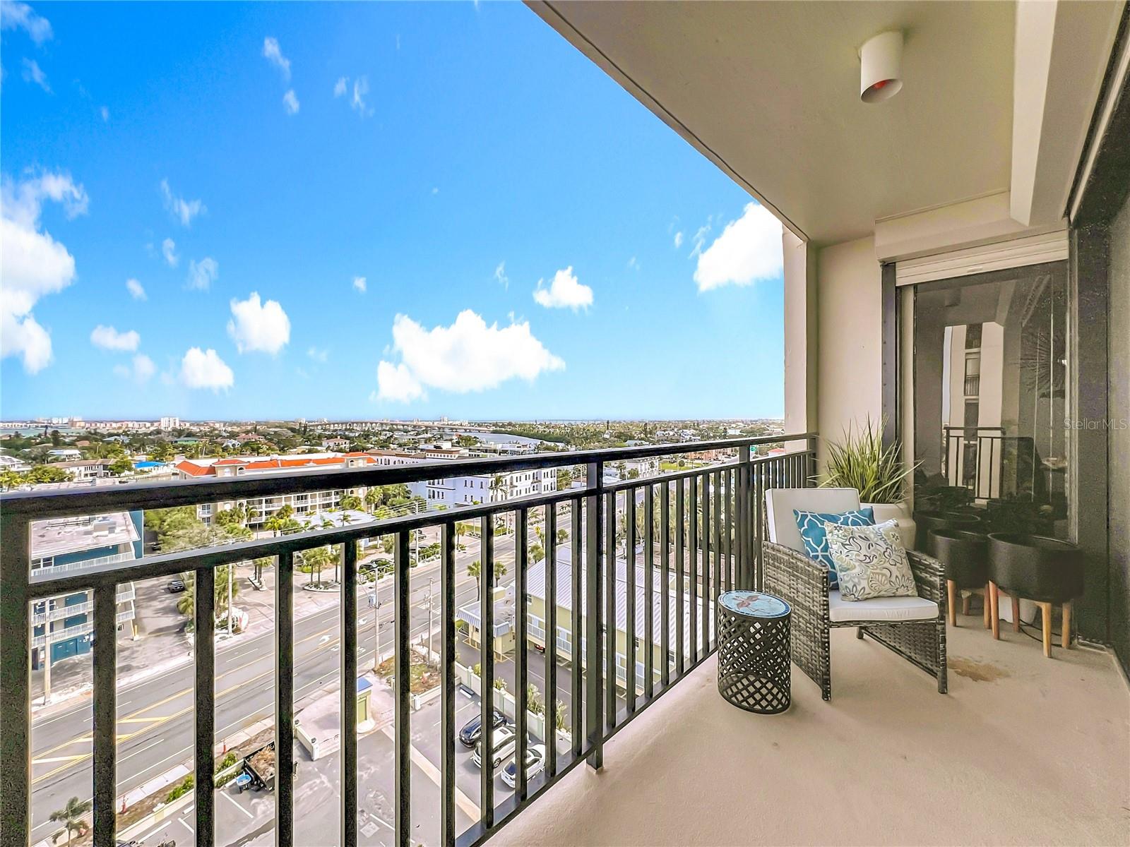 Image 28 of 43 For 3820 Gulf Boulevard 1001