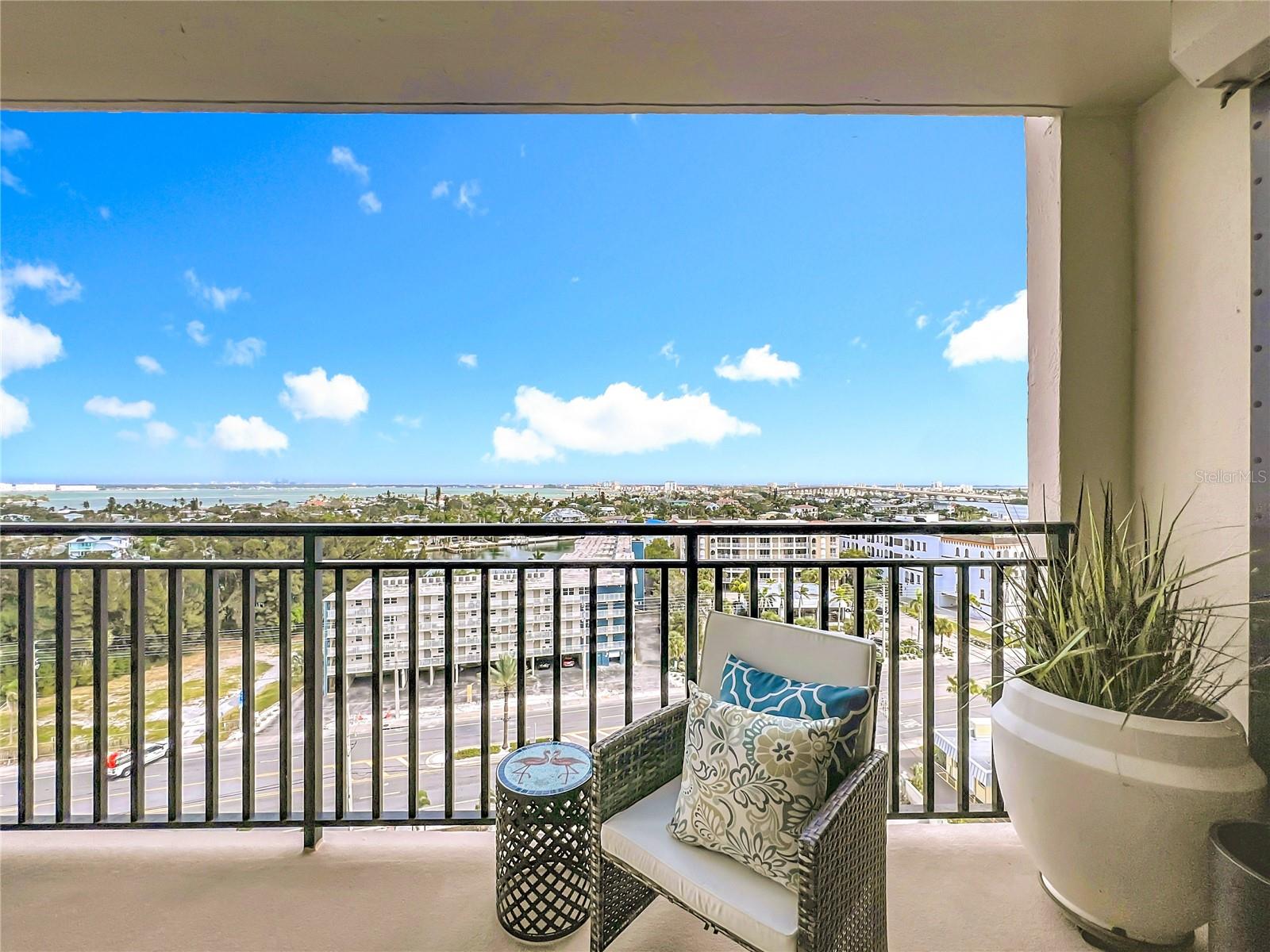 Image 30 of 43 For 3820 Gulf Boulevard 1001