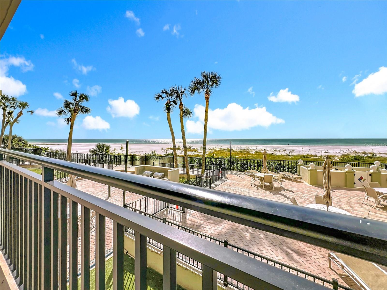 Image 34 of 43 For 3820 Gulf Boulevard 1001