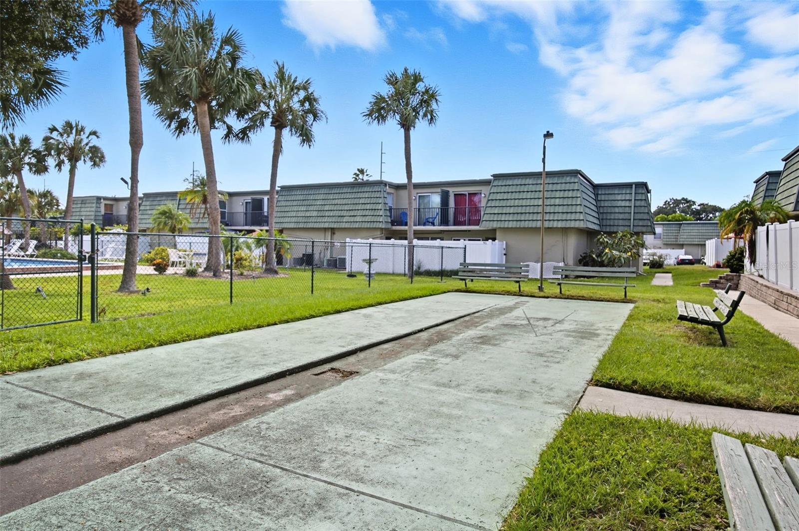 Image 31 of 42 For 1799 Highland Avenue 49