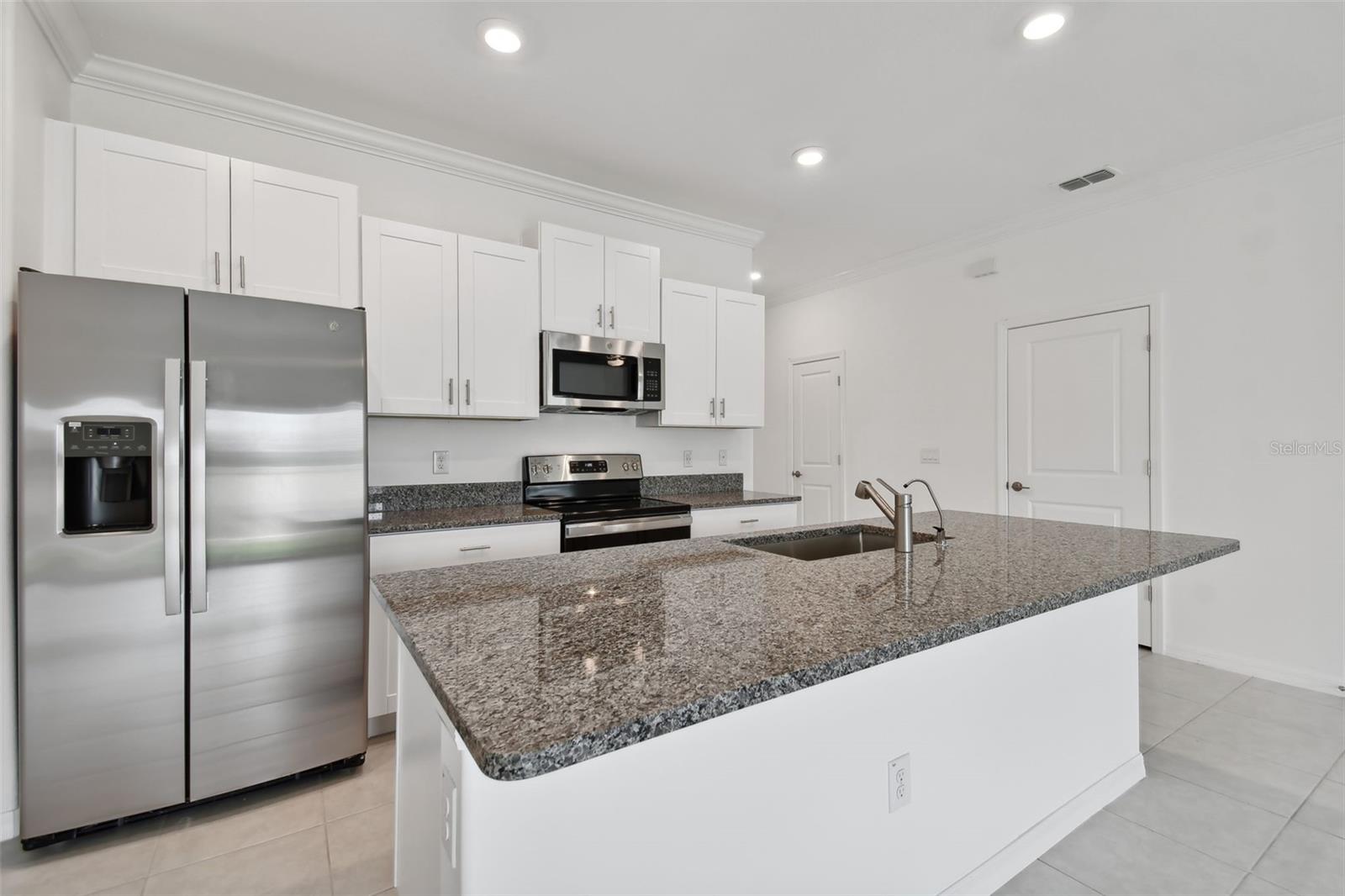 Image 19 of 80 For 9653 Ashworth Place