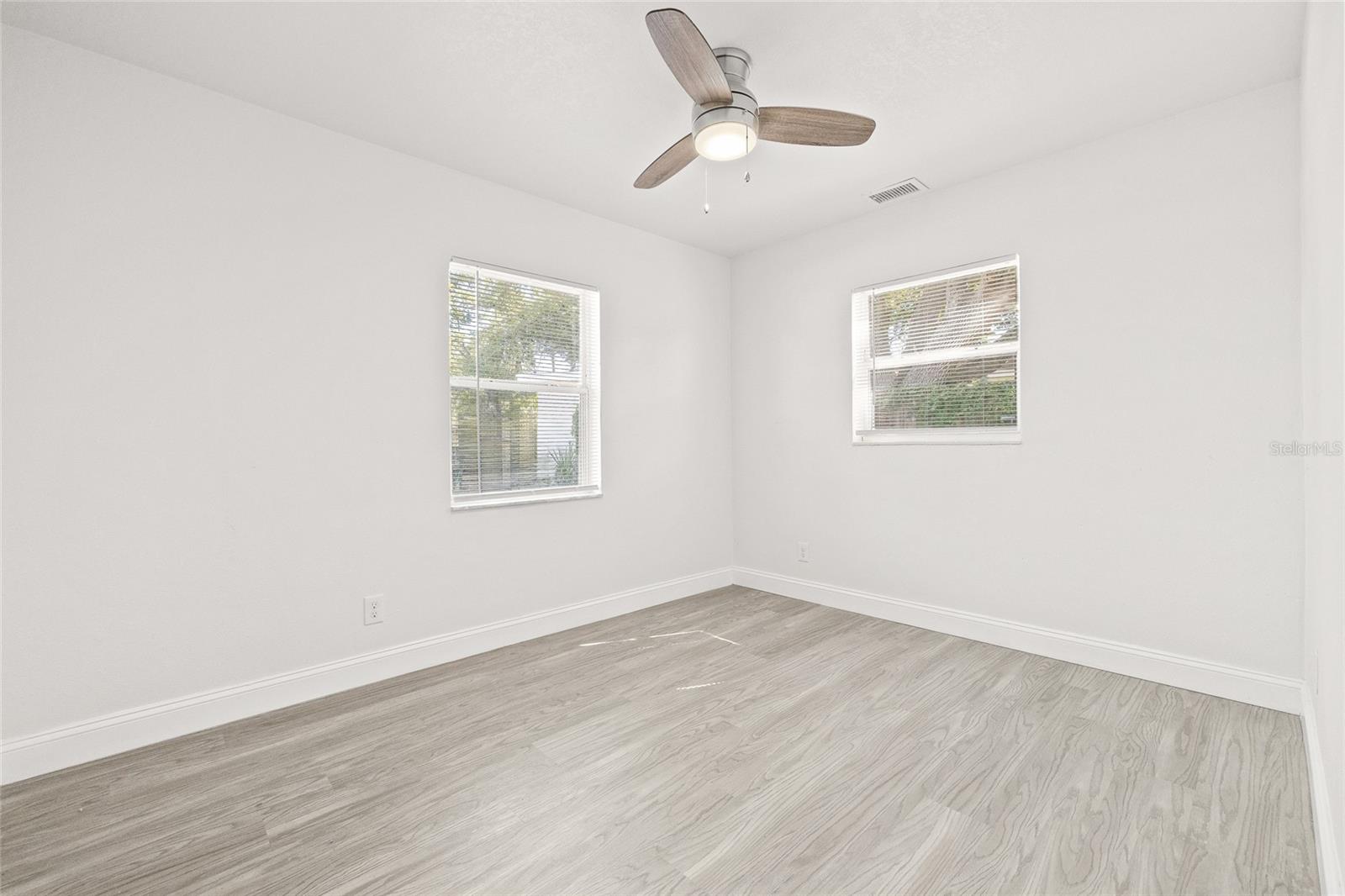 Image 14 of 28 For 5880 80th Terrace N