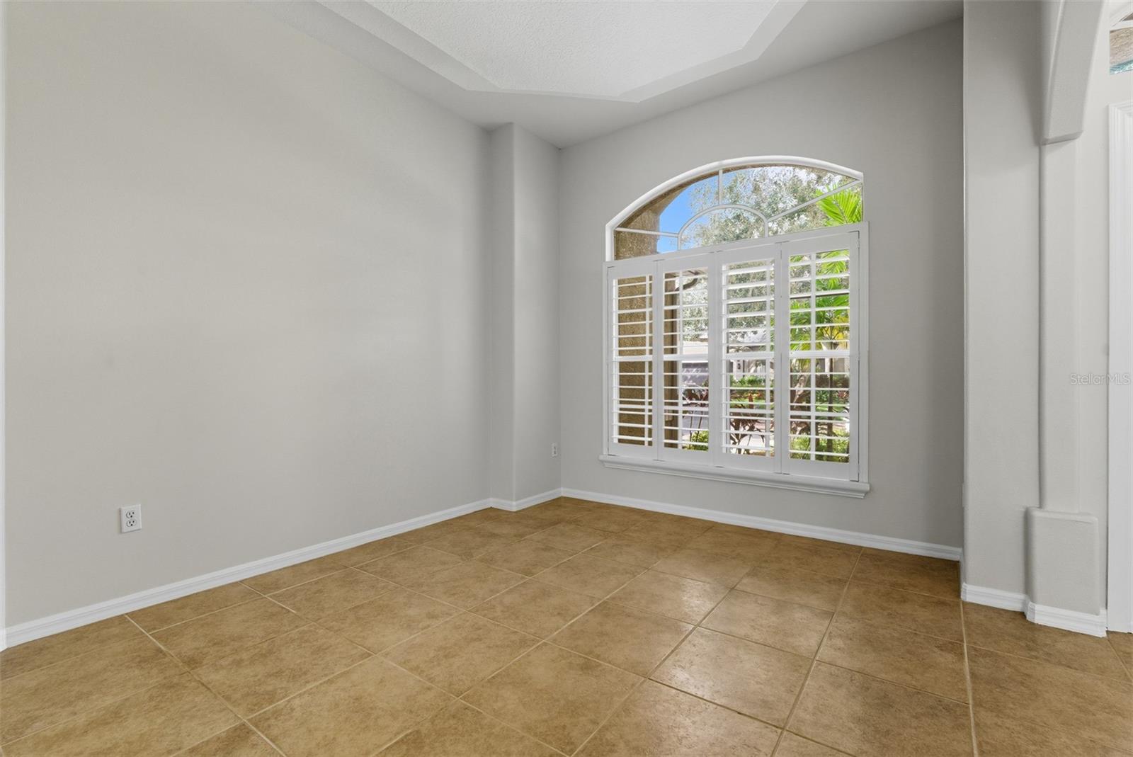 Image 10 of 67 For 9215 Estate Cove Circle