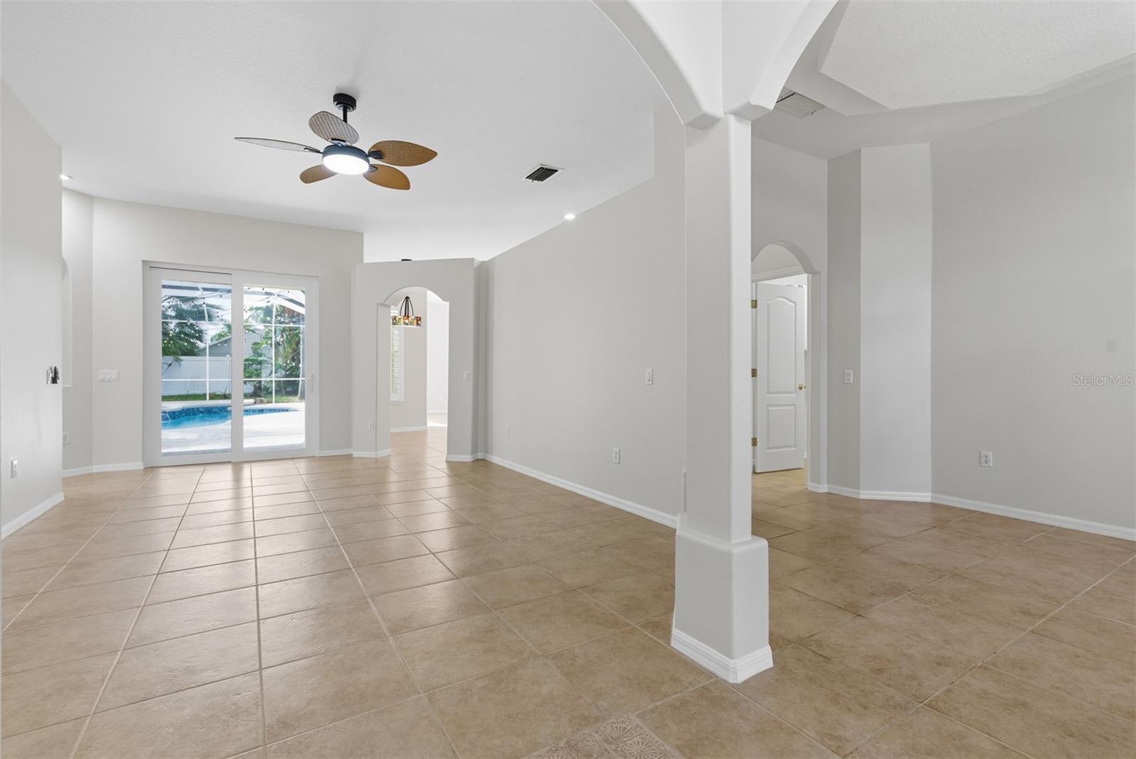 Image 12 of 67 For 9215 Estate Cove Circle