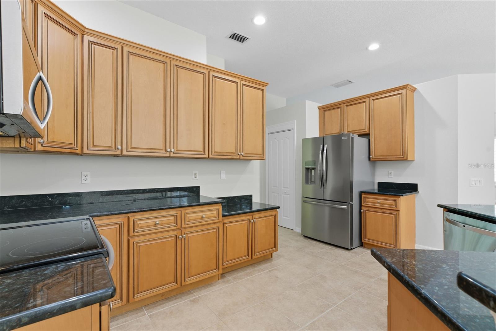 Image 16 of 67 For 9215 Estate Cove Circle