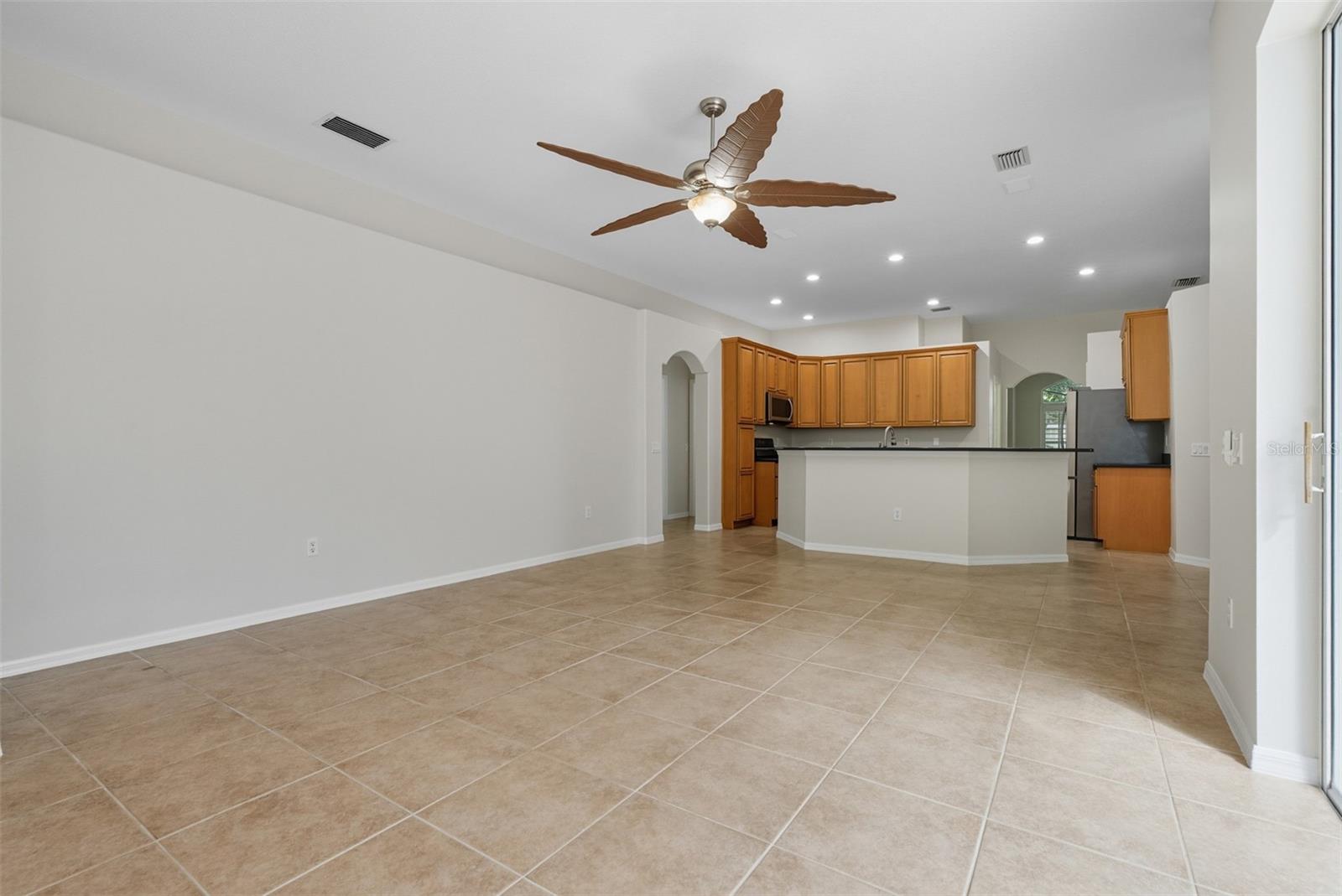 Image 24 of 67 For 9215 Estate Cove Circle