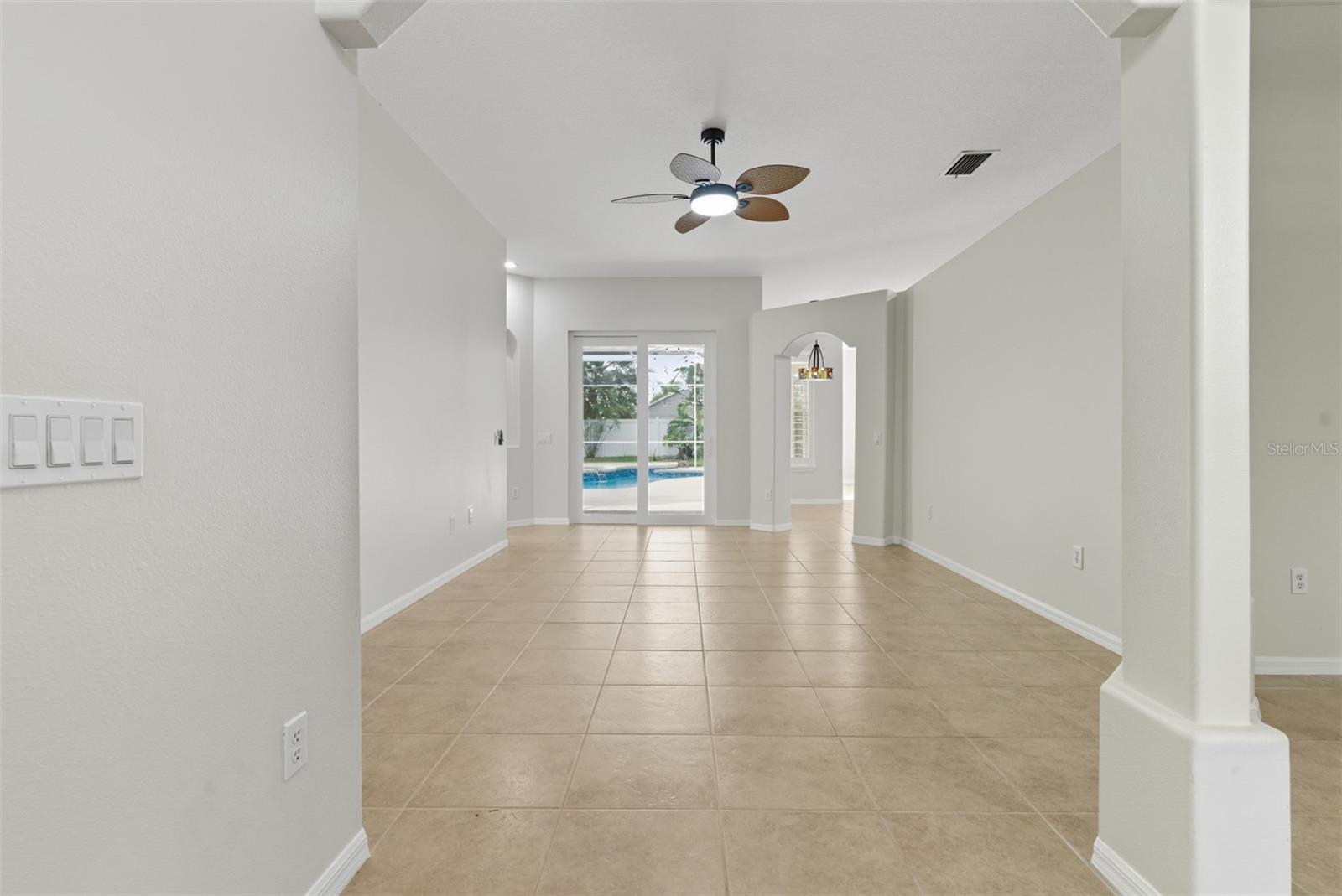 Image 8 of 67 For 9215 Estate Cove Circle