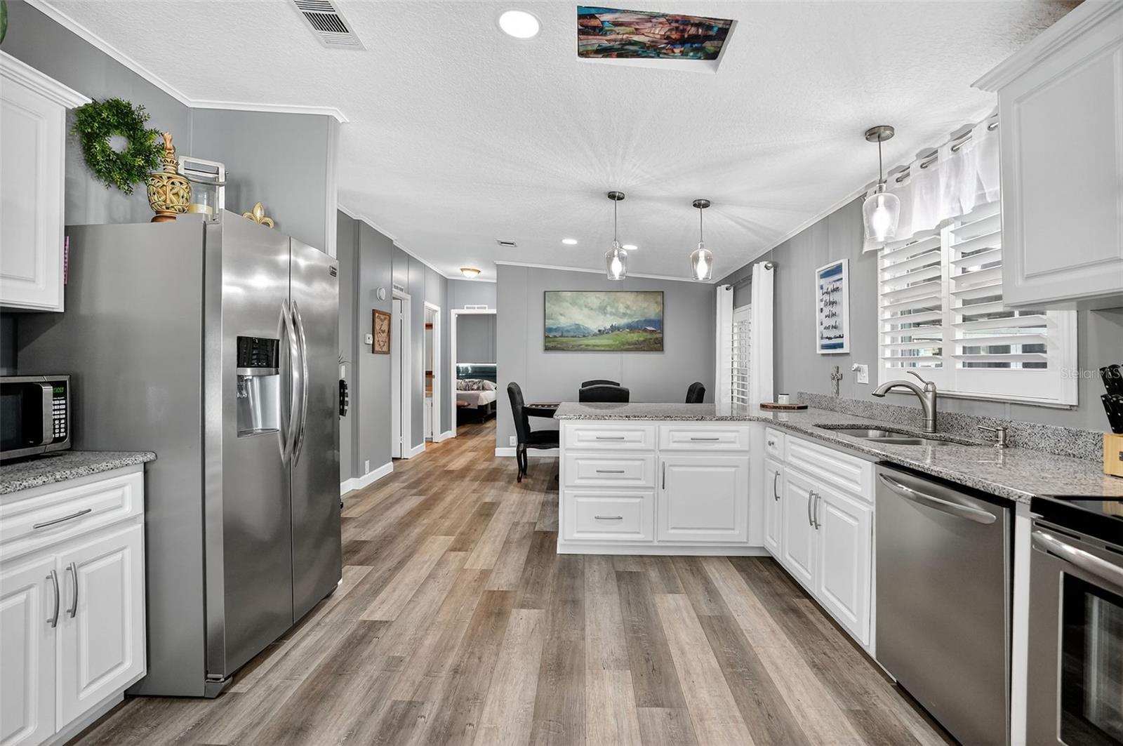 Image 12 of 27 For 14346 Nectarine Street