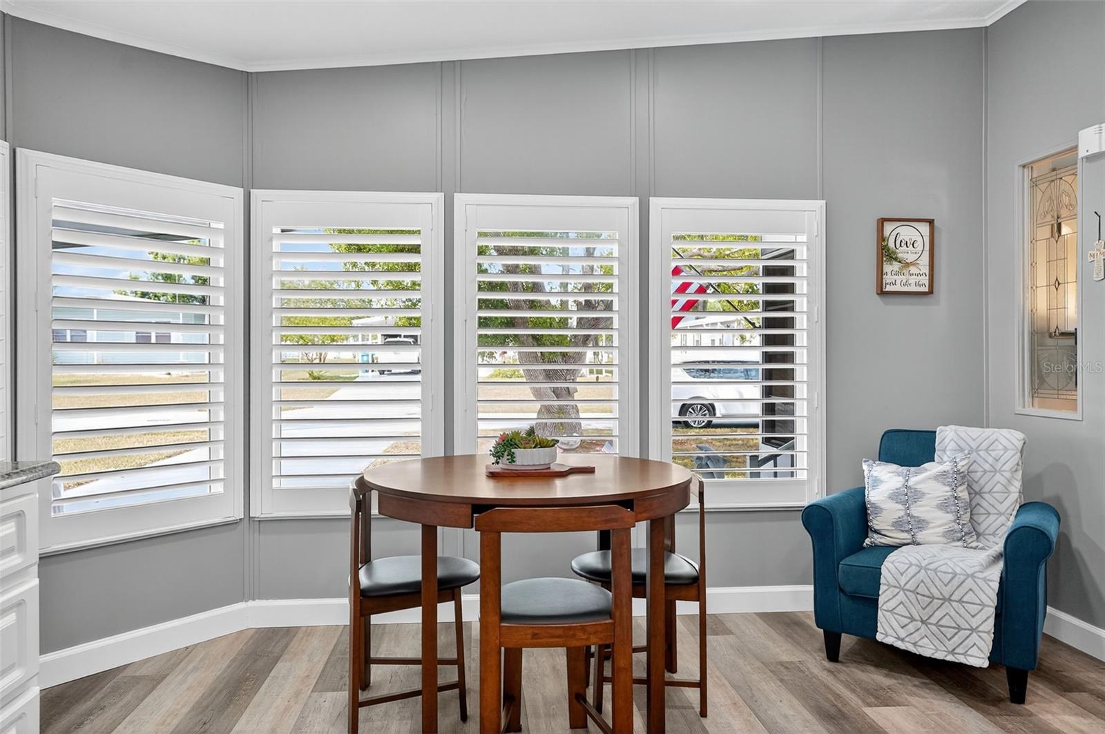 Image 17 of 27 For 14346 Nectarine Street