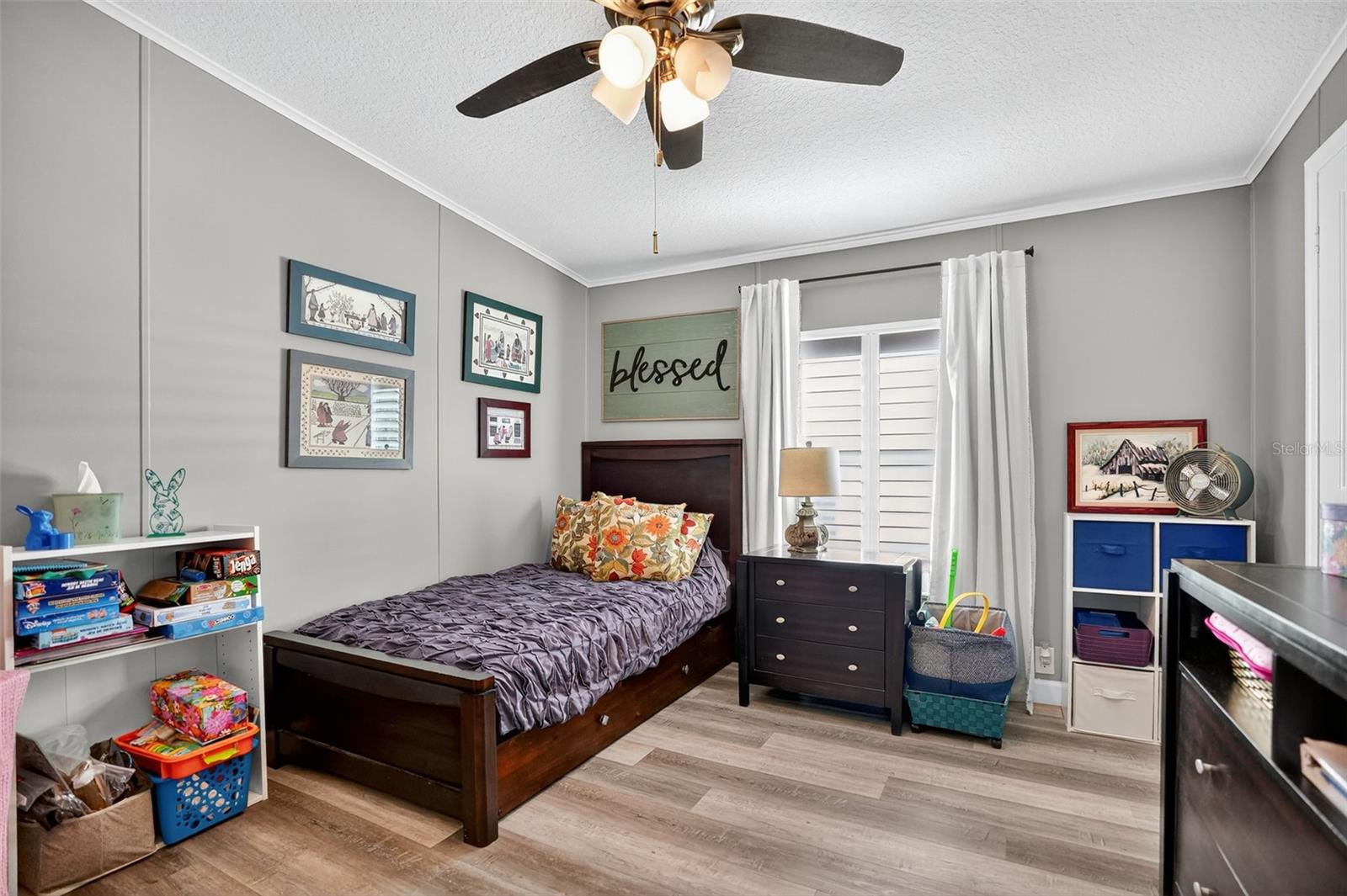 Image 19 of 27 For 14346 Nectarine Street