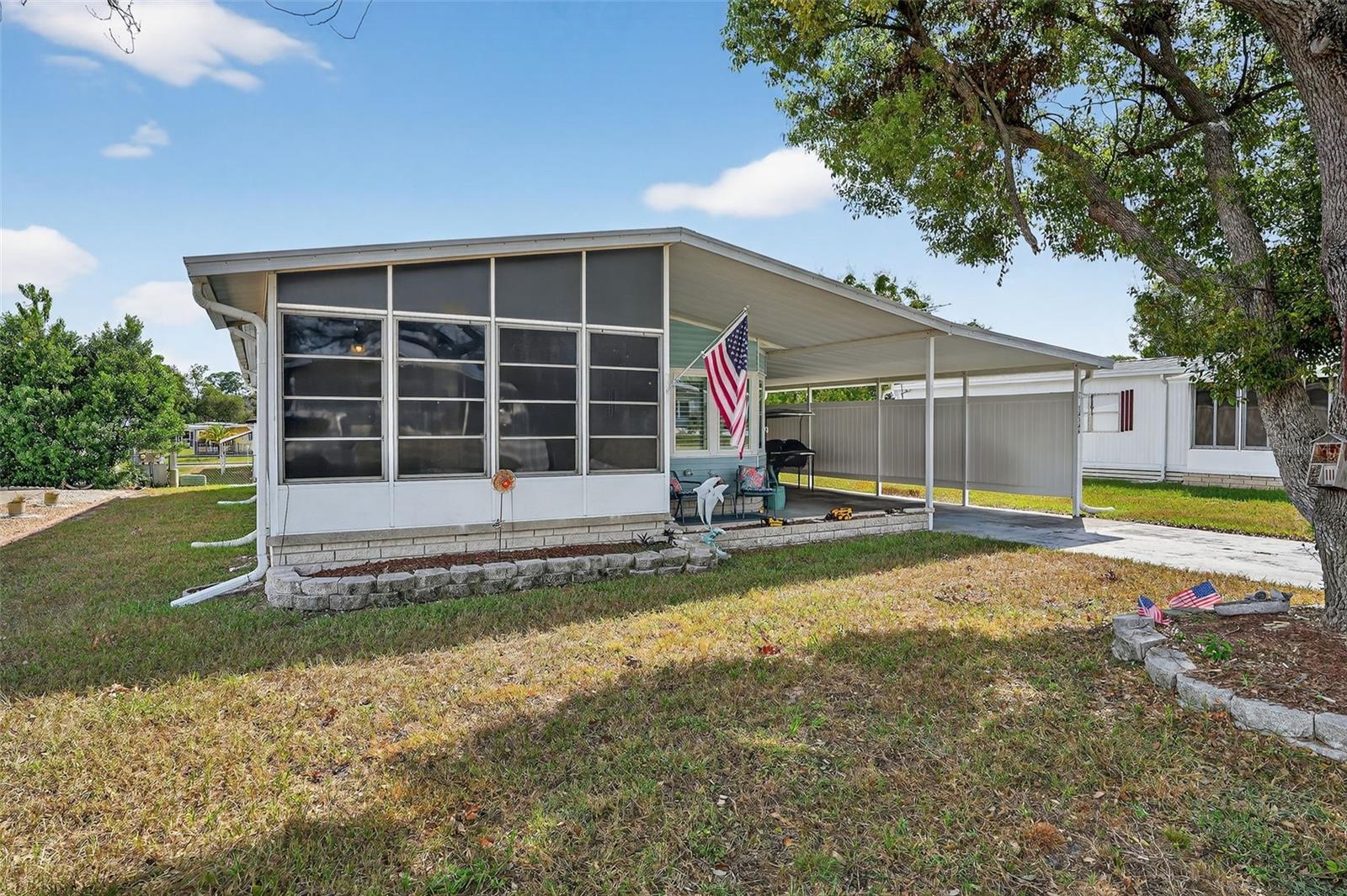 Image 3 of 27 For 14346 Nectarine Street