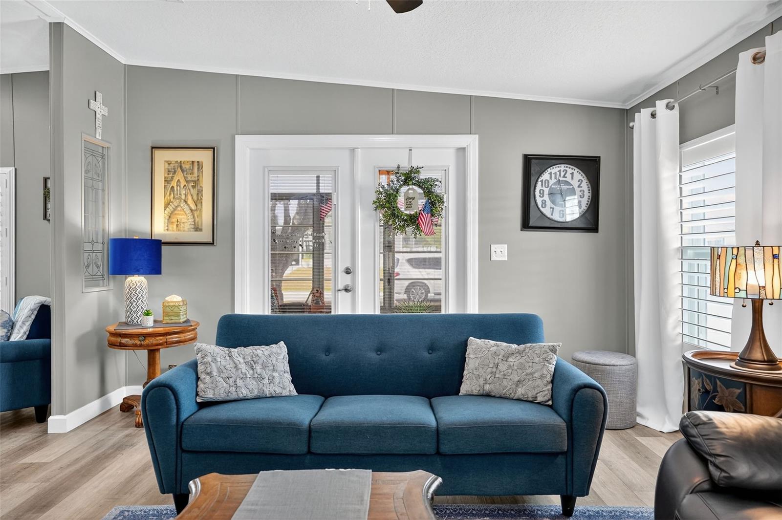 Image 9 of 27 For 14346 Nectarine Street