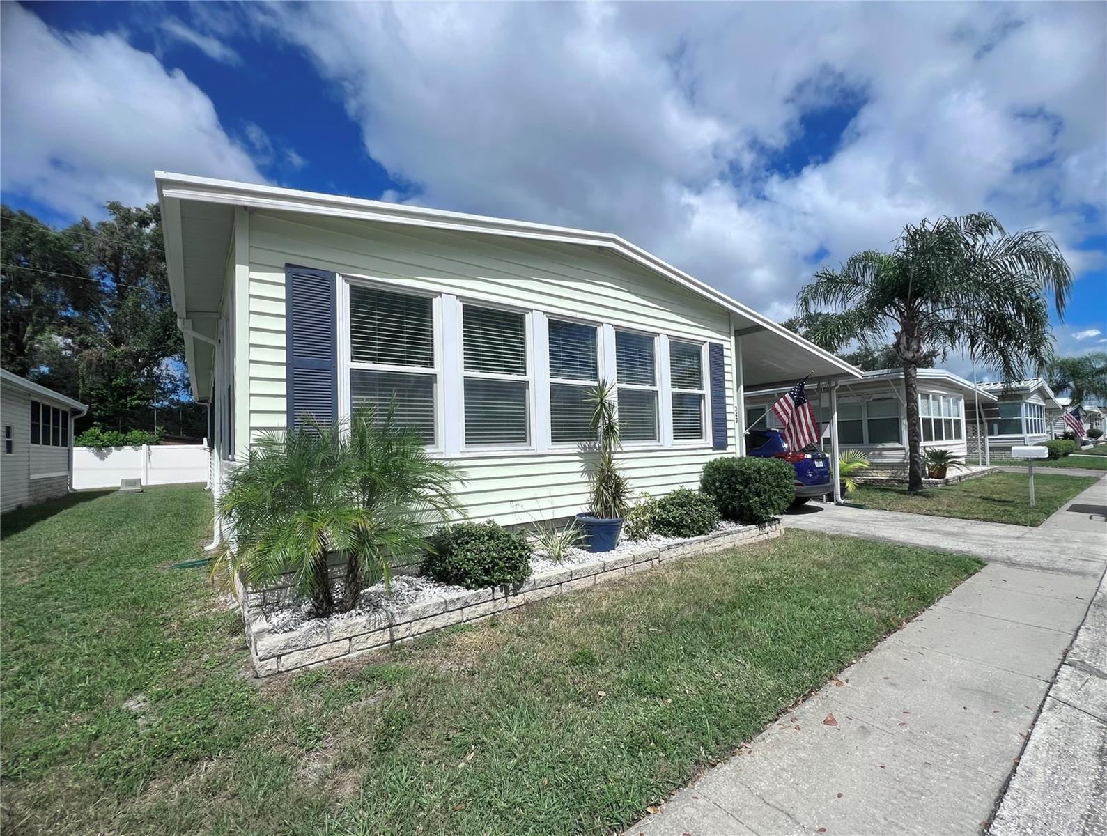 Image 11 of 76 For 1100 Belcher Road S 343