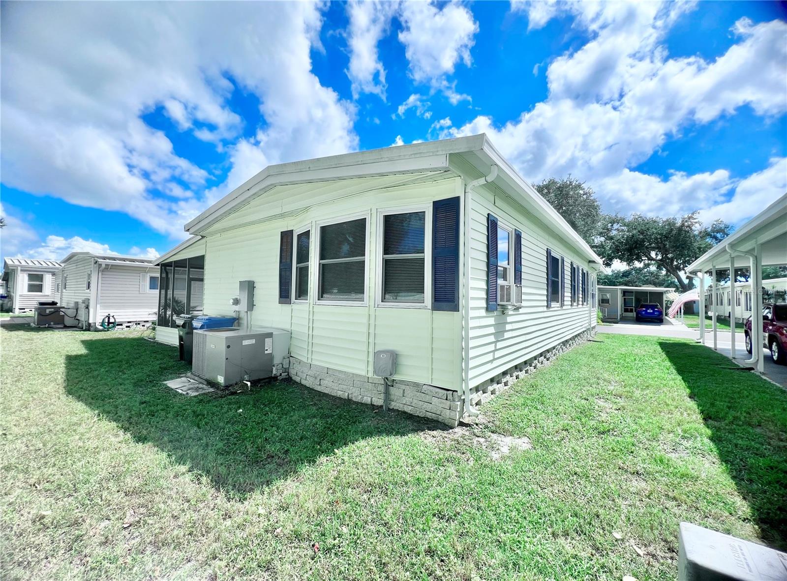 Image 3 of 76 For 1100 Belcher Road S 343