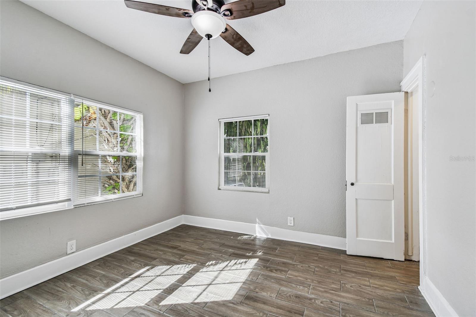 Image 47 of 78 For 4347 9th Avenue N