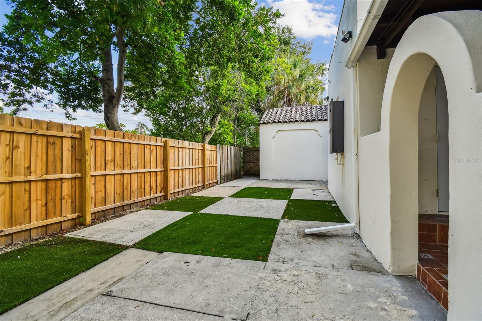 Image 57 of 78 For 4347 9th Avenue N