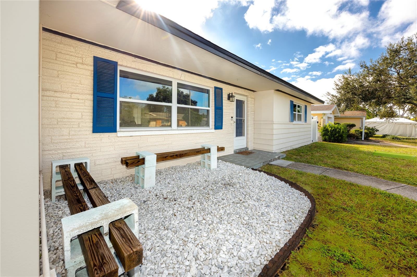 Image 9 of 50 For 1271 Edenville Avenue