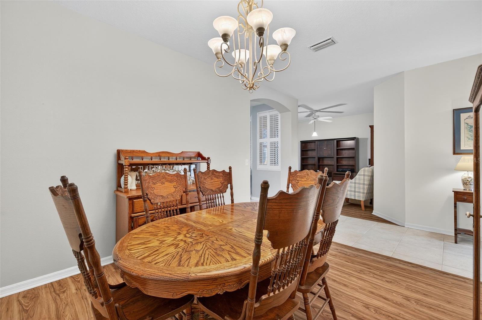 Image 18 of 75 For 10123 Mowry Lane
