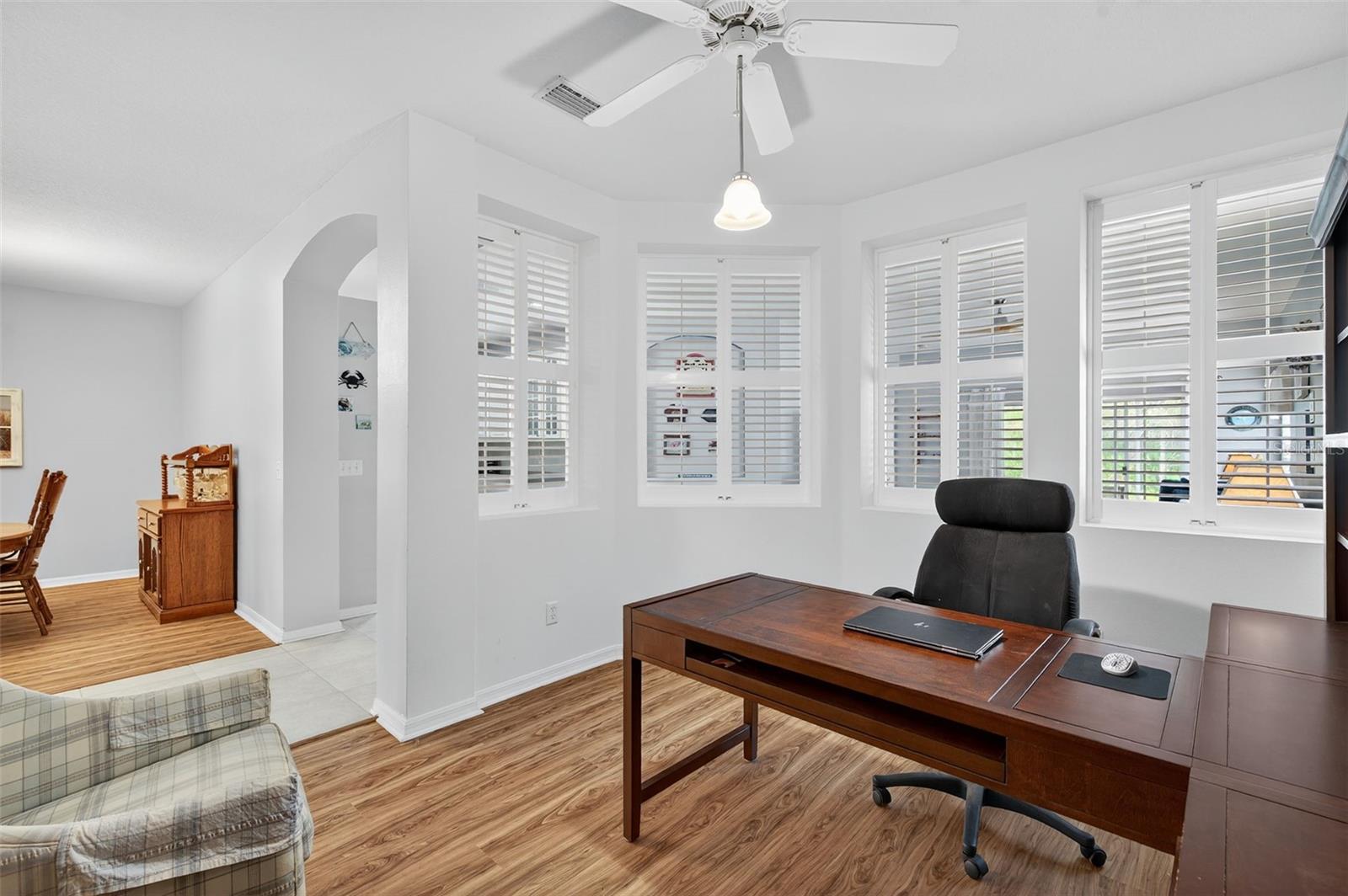 Image 20 of 75 For 10123 Mowry Lane