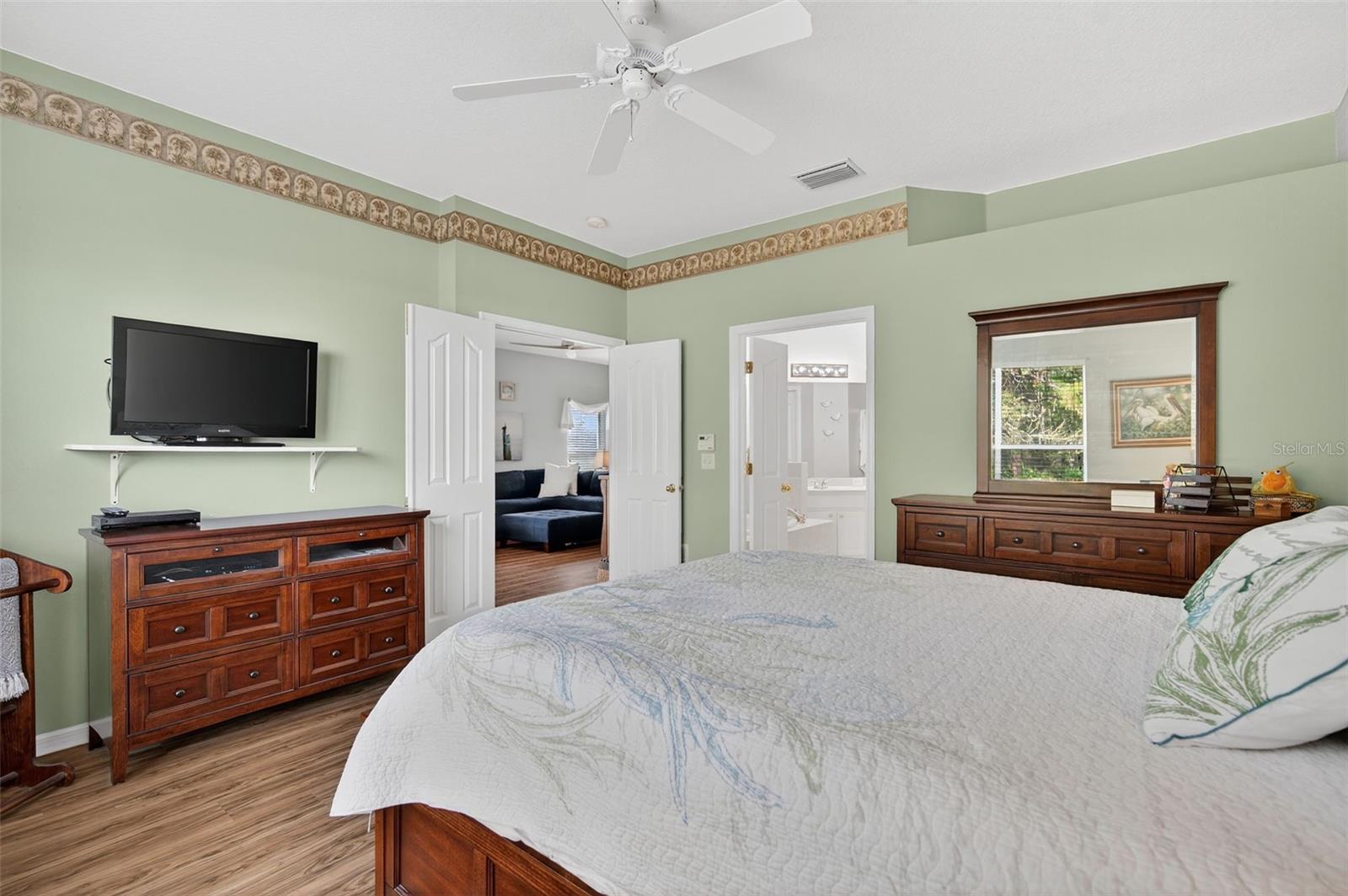 Image 39 of 75 For 10123 Mowry Lane