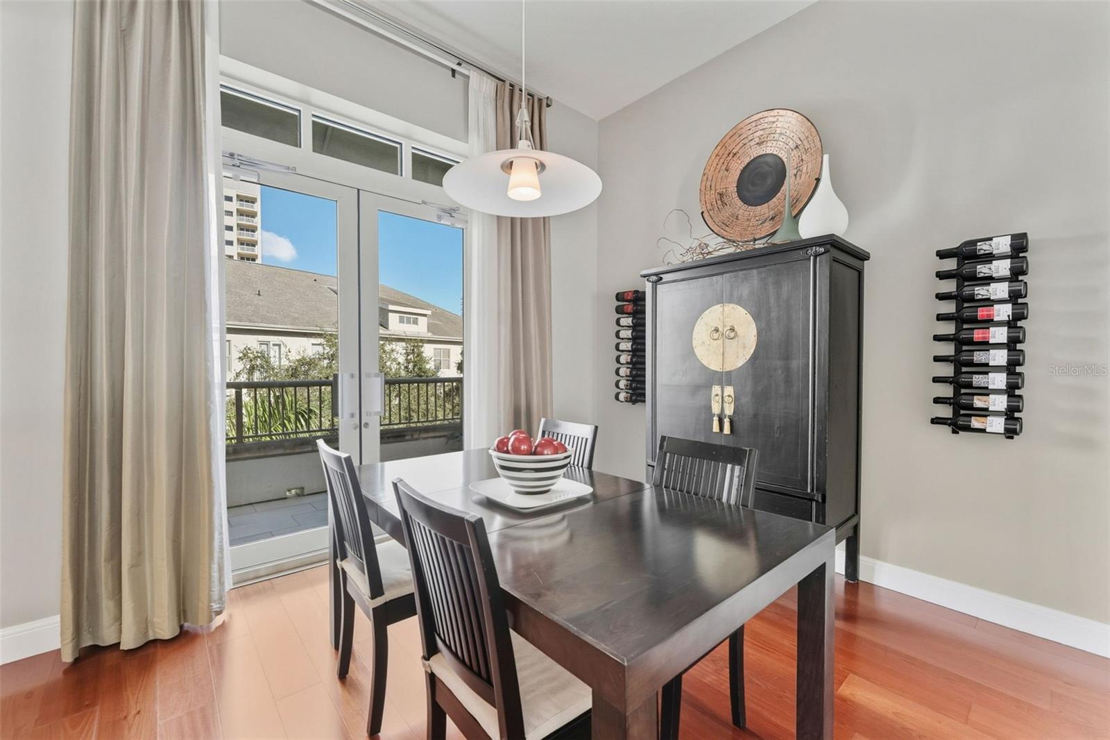 Image 8 of 22 For 450 Knights Run Avenue 414