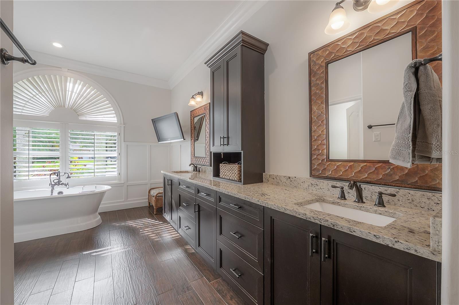 Image 32 of 52 For 15801 Dawson Ridge Drive